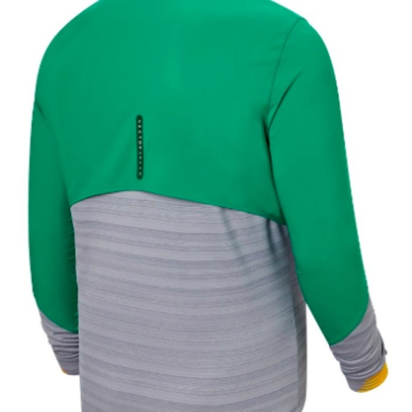 Celtic FC New Balance Training Vector Speed Jacket - Picture 2 of 2